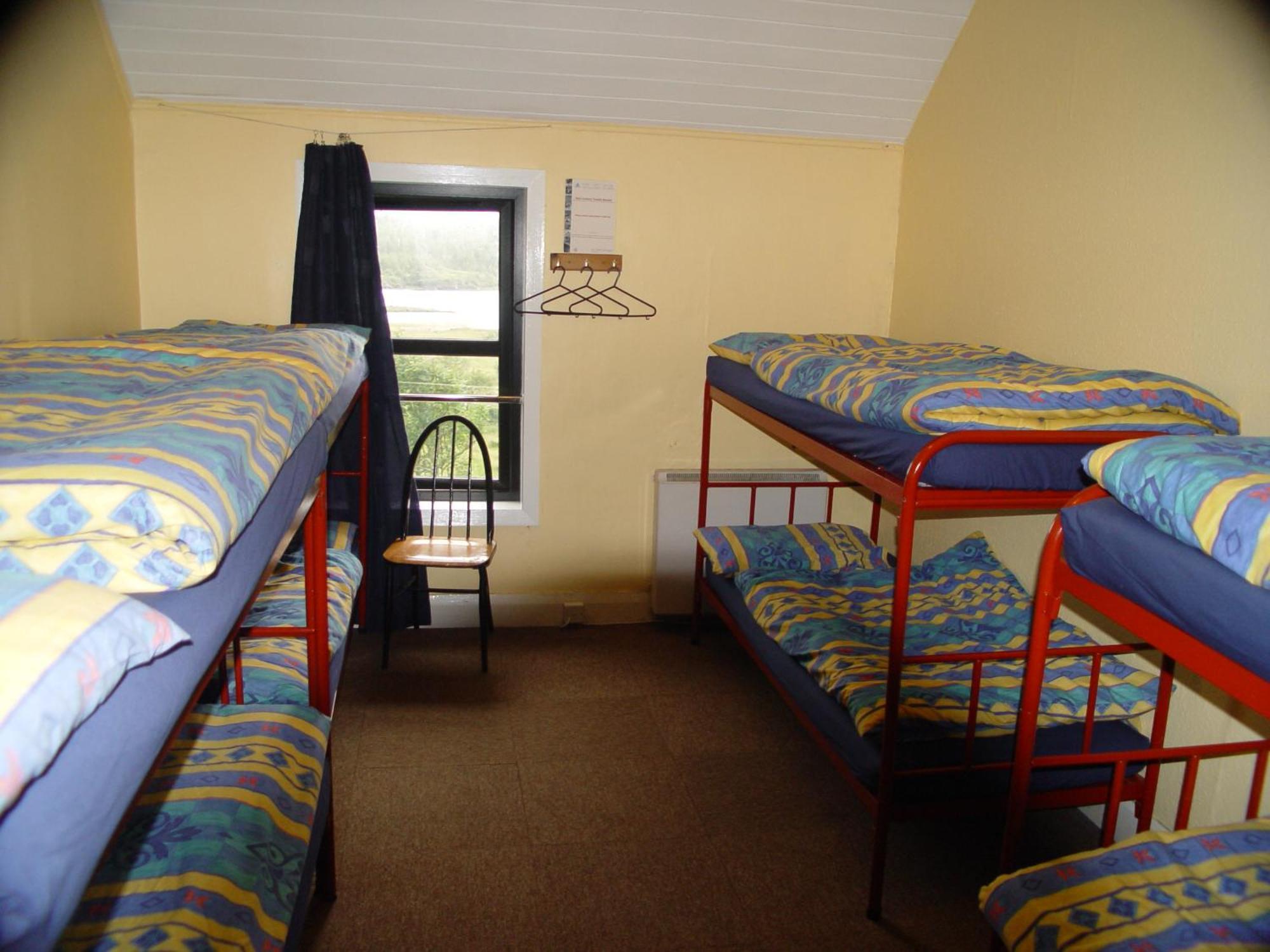 Ben Lettery Connemara Hostel Голуей Екстериор снимка